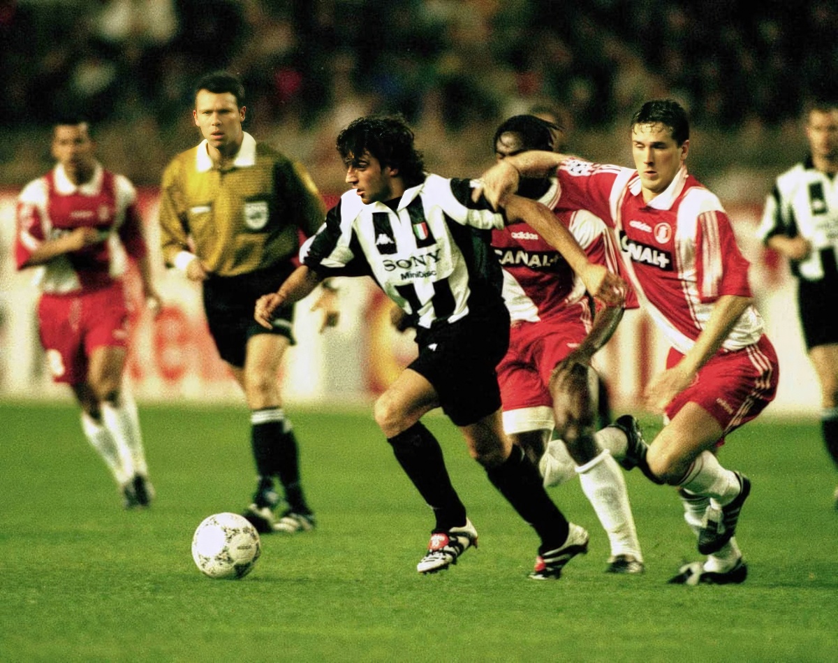 Best Forwards/Strikers of 1990s
